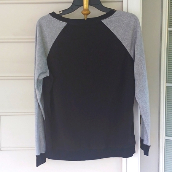 Peanuts women's fleece long sleeve top size S - Picture 5 of 11